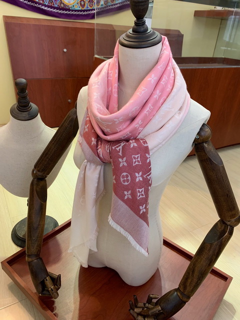 LV Scarf-95